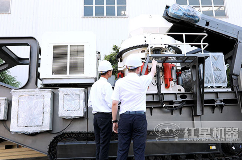 時(shí)產(chǎn)200-300噸青石移動(dòng)磕石子機(jī)現(xiàn)場咨詢 時(shí)產(chǎn)200-300噸青石移動(dòng)磕石子機(jī)現(xiàn)場咨詢