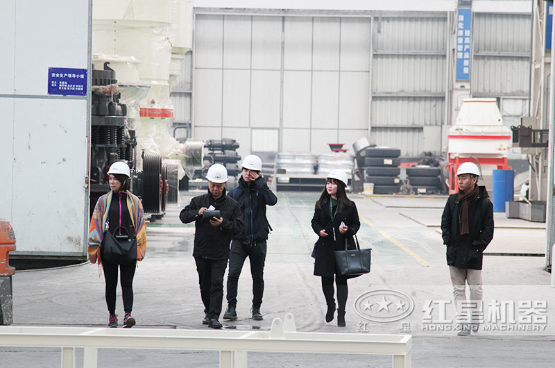 規?；O備廠房，提供立式復合破碎機免費咨詢