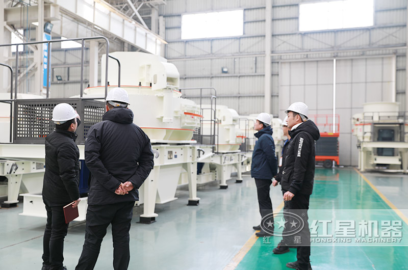 紅星廠家小型制砂機價格便宜，提供客戶到場參觀