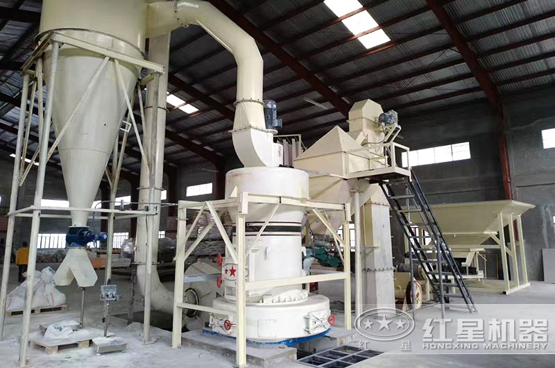 山西客戶雷蒙磨粉機(jī)生產(chǎn)現(xiàn)場 山西客戶雷蒙磨粉機(jī)生產(chǎn)現(xiàn)場