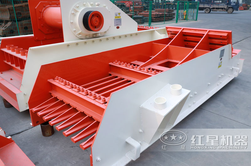 振動給料機喂料均勻，持續生產達15小時