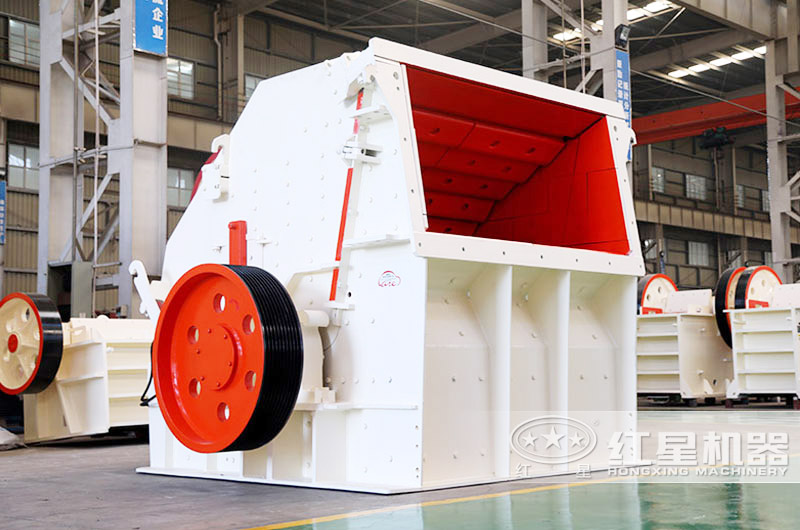 反擊式破碎機實拍，整形效果好，粒度更均勻