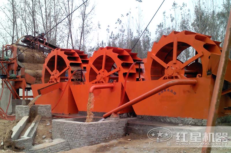 河南鄭州客戶石粉洗砂機(jī)現(xiàn)場 河南鄭州客戶石粉洗砂機(jī)現(xiàn)場