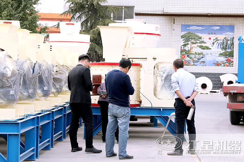 客戶來廠實地考察設(shè)備 客戶來廠實地考察設(shè)備