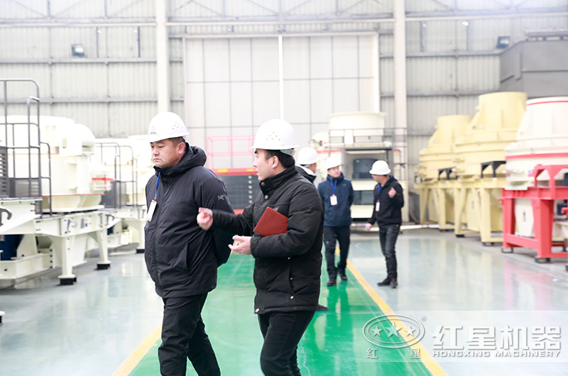 客戶(hù)到廠參觀，檢驗(yàn)設(shè)備