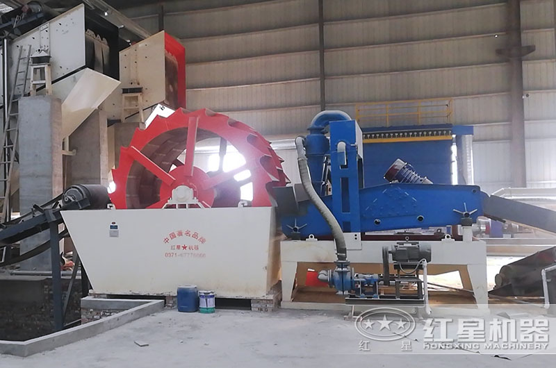 輪式洗砂機(jī)工作現(xiàn)場實(shí)拍圖 輪式洗砂機(jī)工作現(xiàn)場實(shí)拍圖