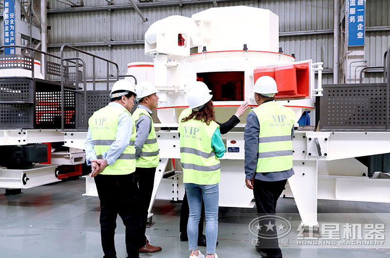 客戶抵達廠家生產(chǎn)車間、考察設(shè)備 客戶抵達廠家生產(chǎn)車間、考察設(shè)備